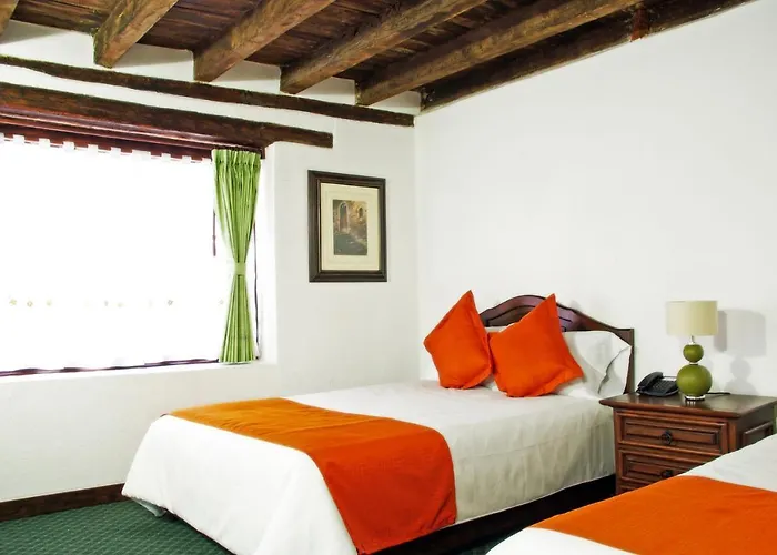 Hotel Del Amanecer *